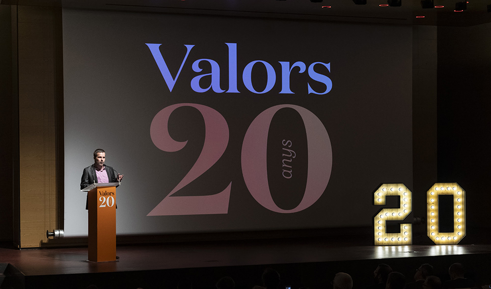 2023-10-03-Cronica-duna-celebracio-20-anys-de-la-revista-Valors-Teresa-Carreras