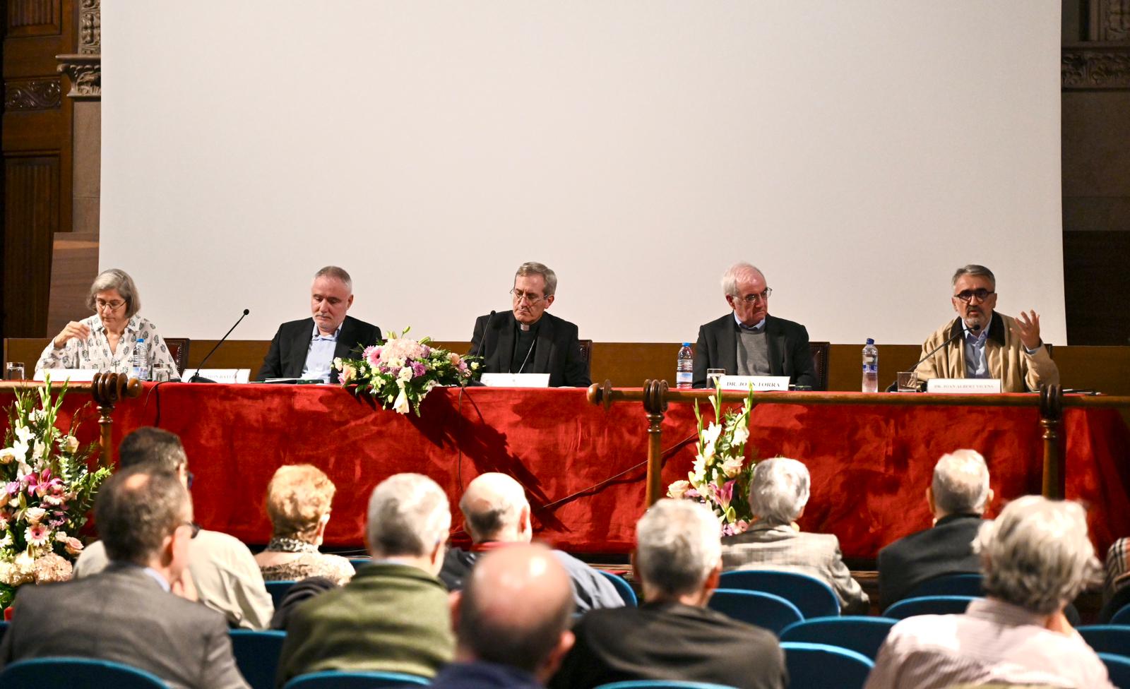 El professor Joan Albert Vicens durant la lliçó inaugural de l'ISCREB I @Pep Herrero