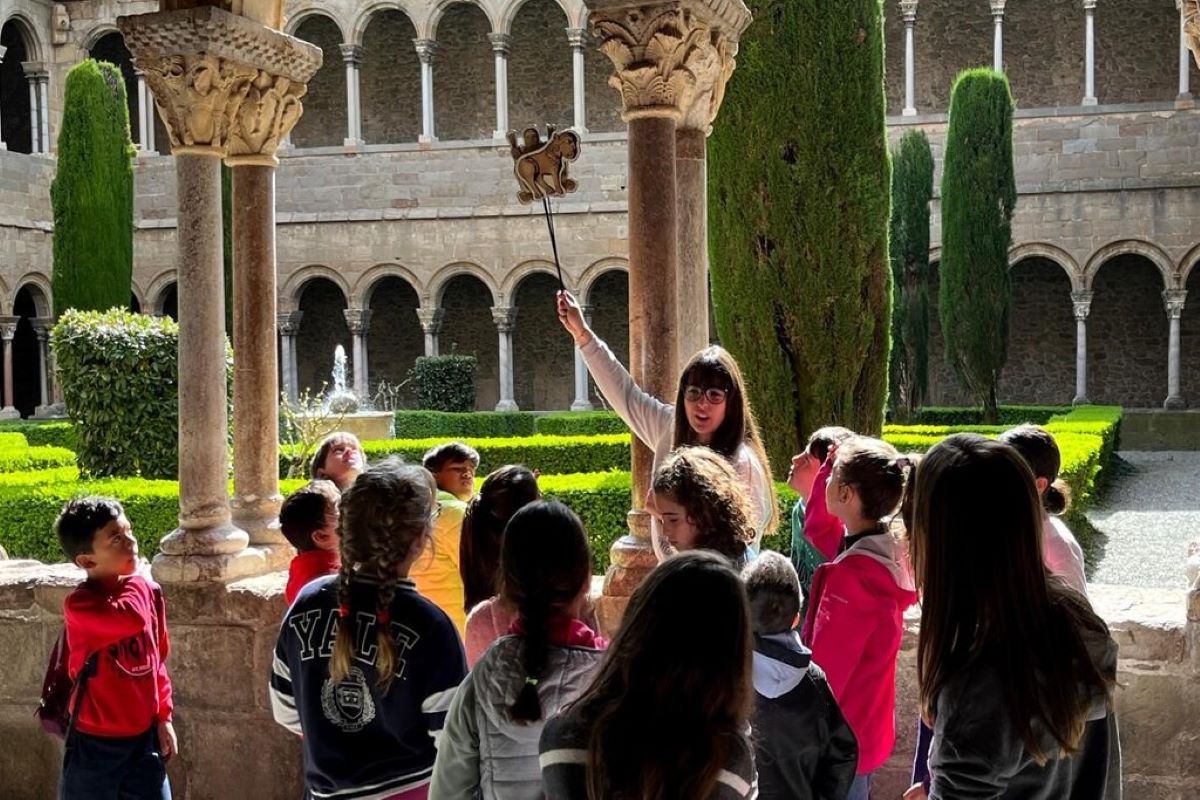 Sessió de contes de fa més de 1000 anys al monestir de Ripoll I @Monestir de Ripoll