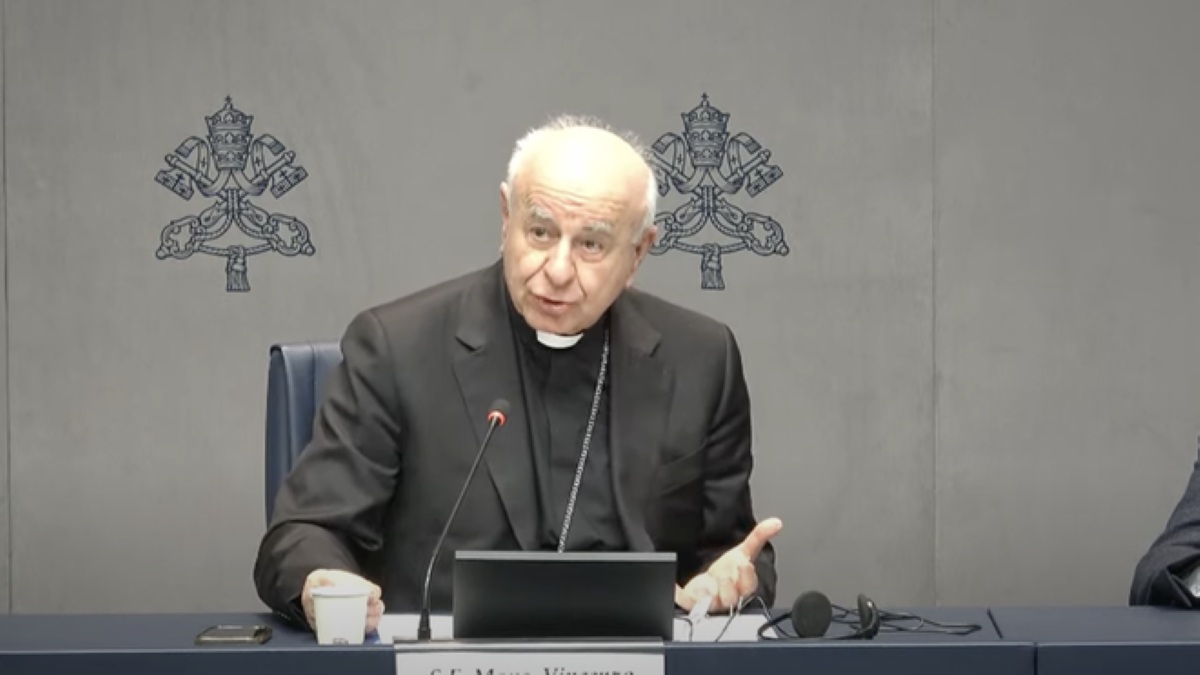 AgenciaFlama_PagliaSalaPremsaVaticano_LMC