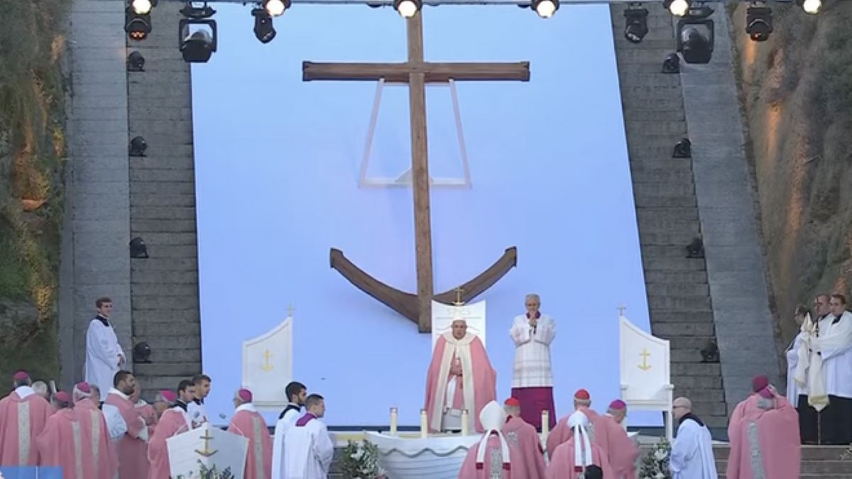 AgenciaFlama_PapaCorcega_LMC