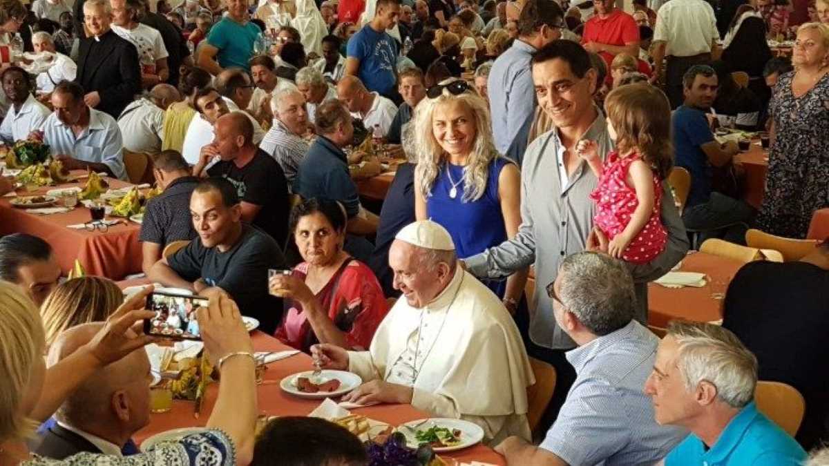Sopar del papa Francesc amb persones que viuen situacions de pobresa I @Vatican Media