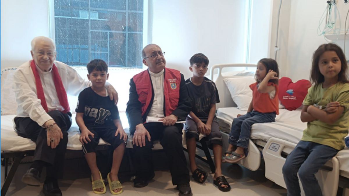 El Pare Ángel visita un hospital a Cisjordània que aten a persones que han marxat de Gaza I Religión Digital