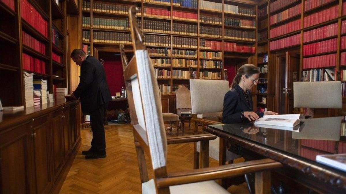 Treballadors a l'Administració del Patrimoni de la Seu Apostòlica I Vatican Media