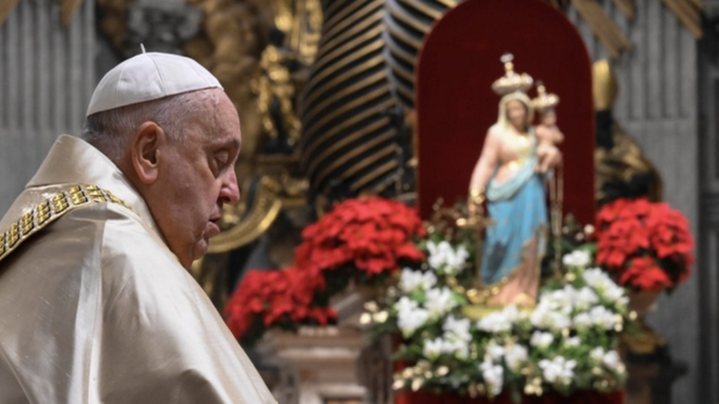 Papa-Virgen-Esperanza_2739336045_17487549_660x371