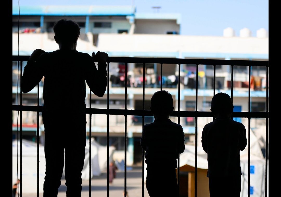 Infants en un refugi de Nacions Unides a Gaza. | Foto: UNRWA