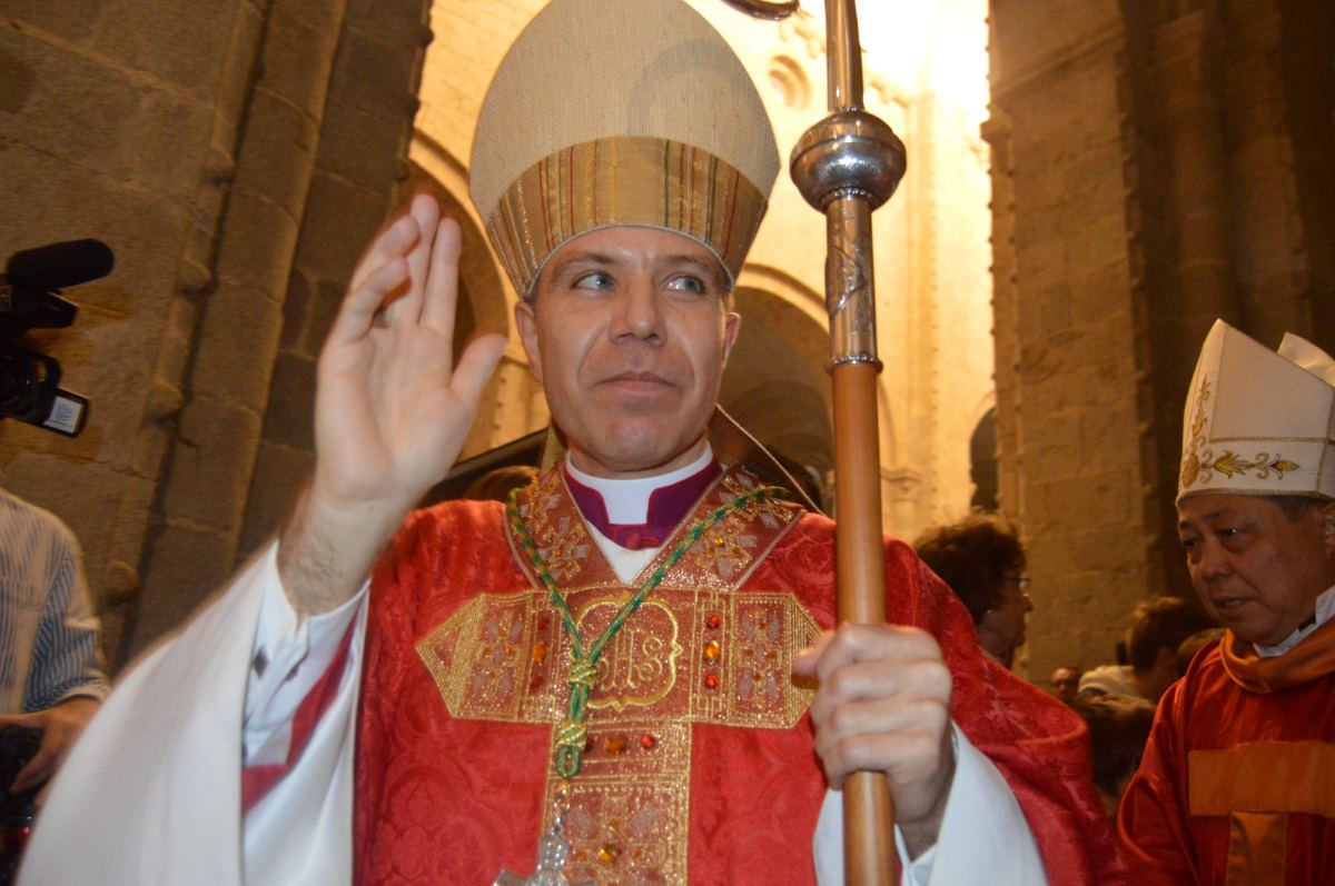 agenciaflama-serrano-pentinat