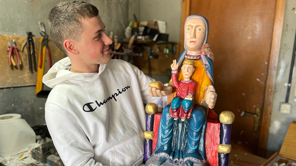 marededeu-jove-ripoll