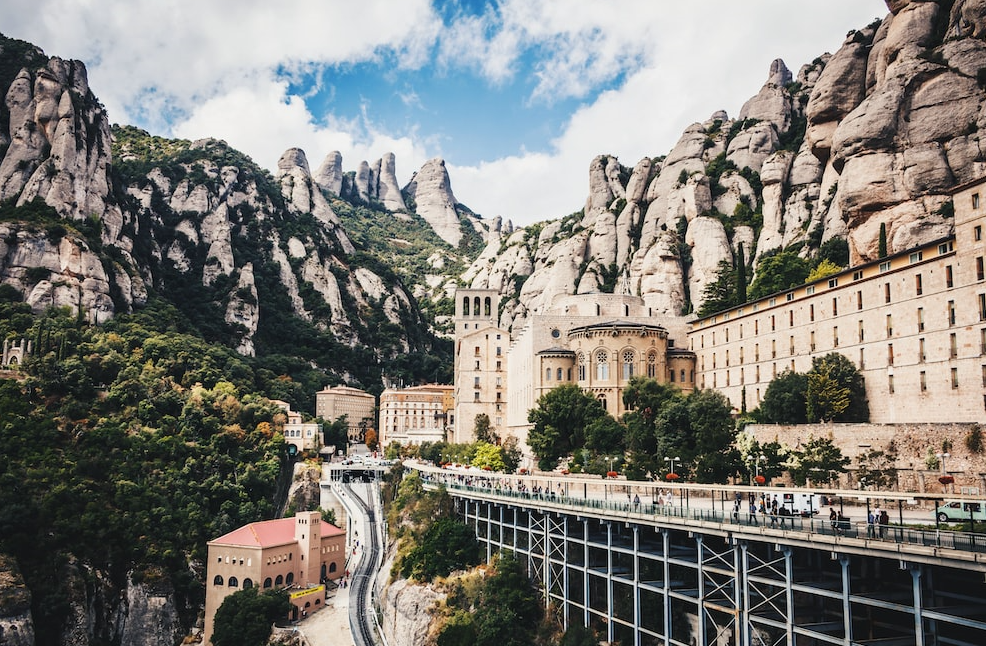 montserrat